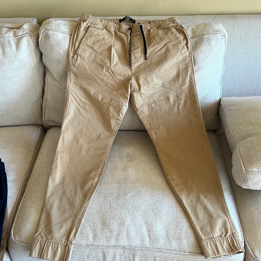NWOT Hollister skinny jogger size large